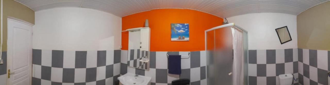 סנט-מארי Hostel Des 3 Sources מראה חיצוני תמונה